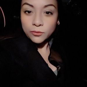 Meet your Posher, Yuliana